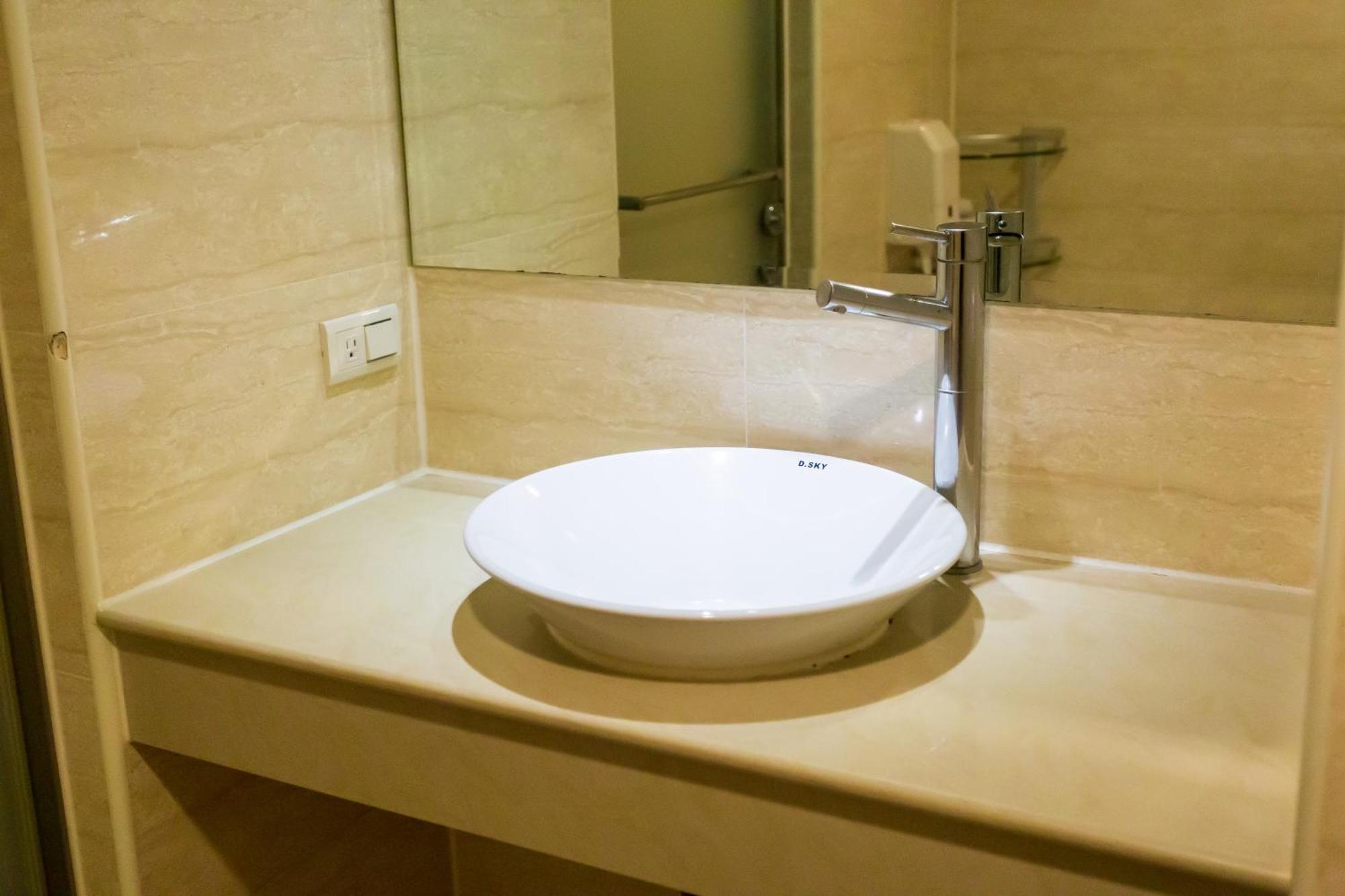 Newrise Hotel Kaohsiung Extérieur photo