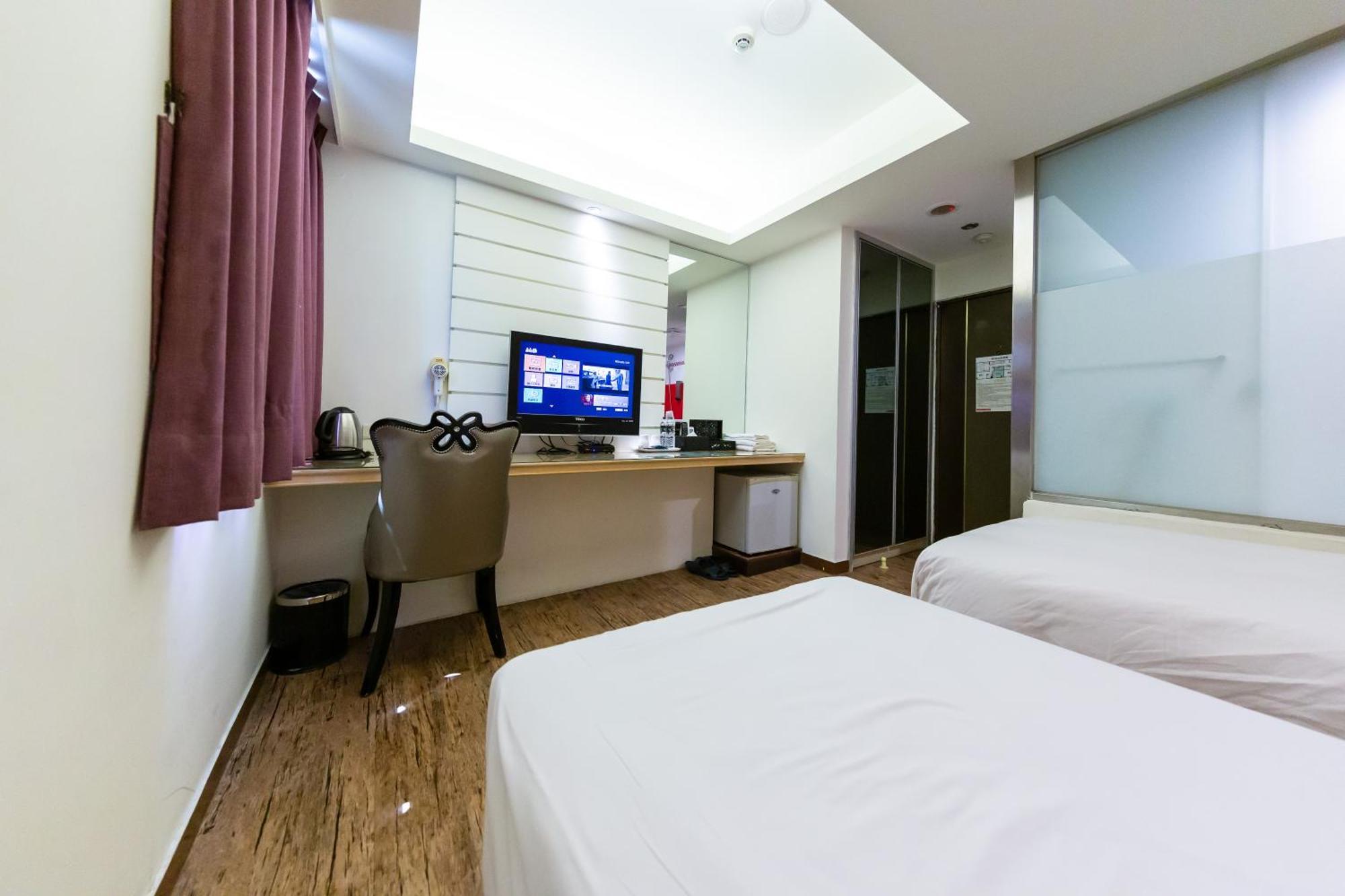 Newrise Hotel Kaohsiung Extérieur photo