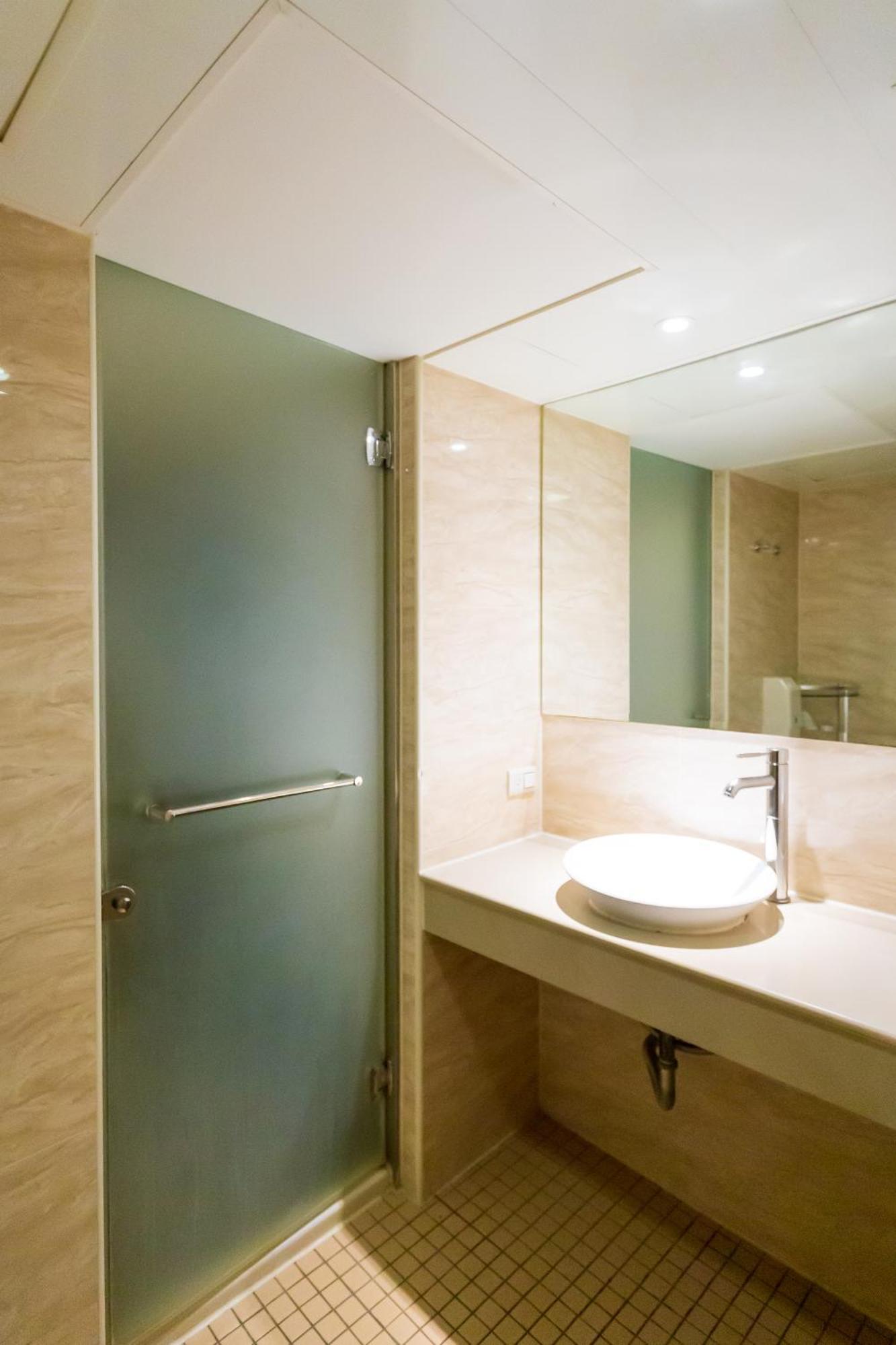Newrise Hotel Kaohsiung Extérieur photo